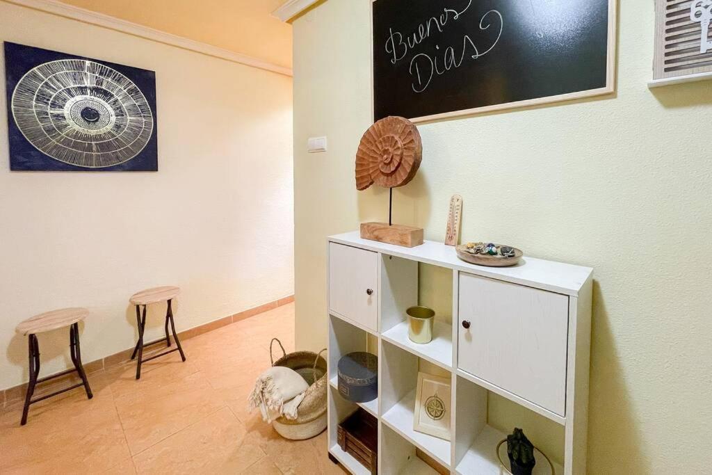 Coqueto Y Amplio Apartamento A 15 Min De La Playa Аликанте Экстерьер фото